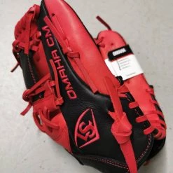 Diamond Sports LOUISVILLE SLUGGER OMAHA CM BALL GLOVE SEC