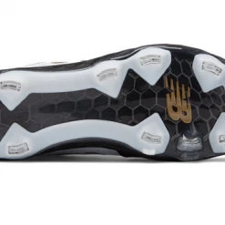 Baseball Cleats NEW BALANCE WOMEN'S TPU VELO BASEBALL/SOFTBALL CLEATS