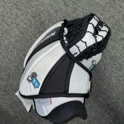 VAUGHN VELOCITY VE8 JUNIOR GOALIE CATCHER Goalie Equipment Hockey