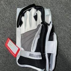 VAUGHN VENTUS SLR2 INTERMEDIATE GOALIE BLOCKER 8 VAUGHN VENTUS SLR2 INTERMEDIATE GOALIE BLOCKER